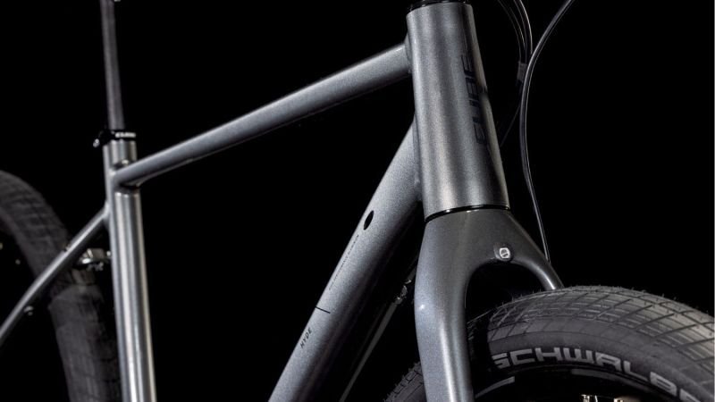 Cube Hyde ONE graphite´n´black