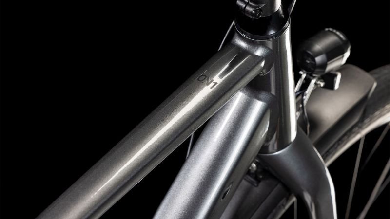 Cube Hyde ONE FE graphite´n´black