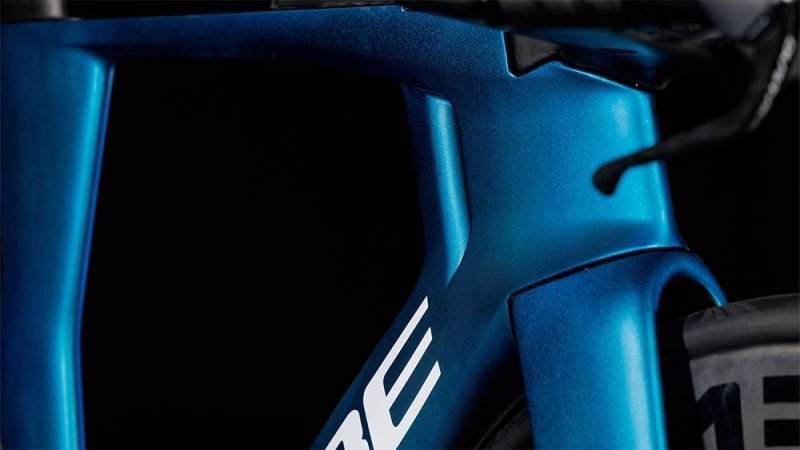 Cube Aerium C:68X SLT nebula´n´white